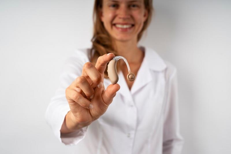 Aparelho Auditivo Pequeno é a Solução Ideal para Conforto e Discrição na Audição Aparelho Auditivo Pequeno é a Solução Ideal para Conforto e Discrição na Audição